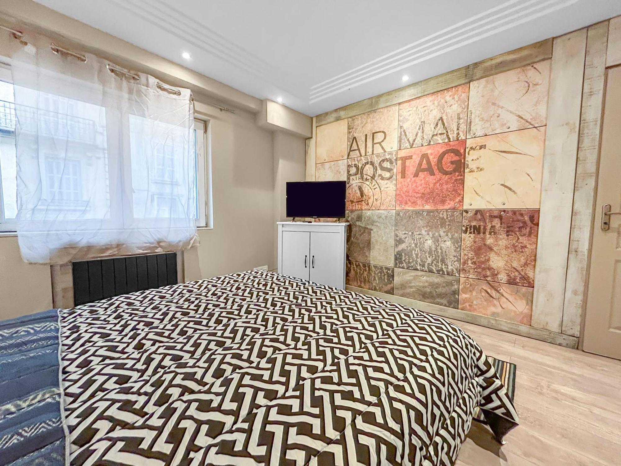 Grand Salon Cosy, Proche Centre & Garage 2p Appartement Dijon