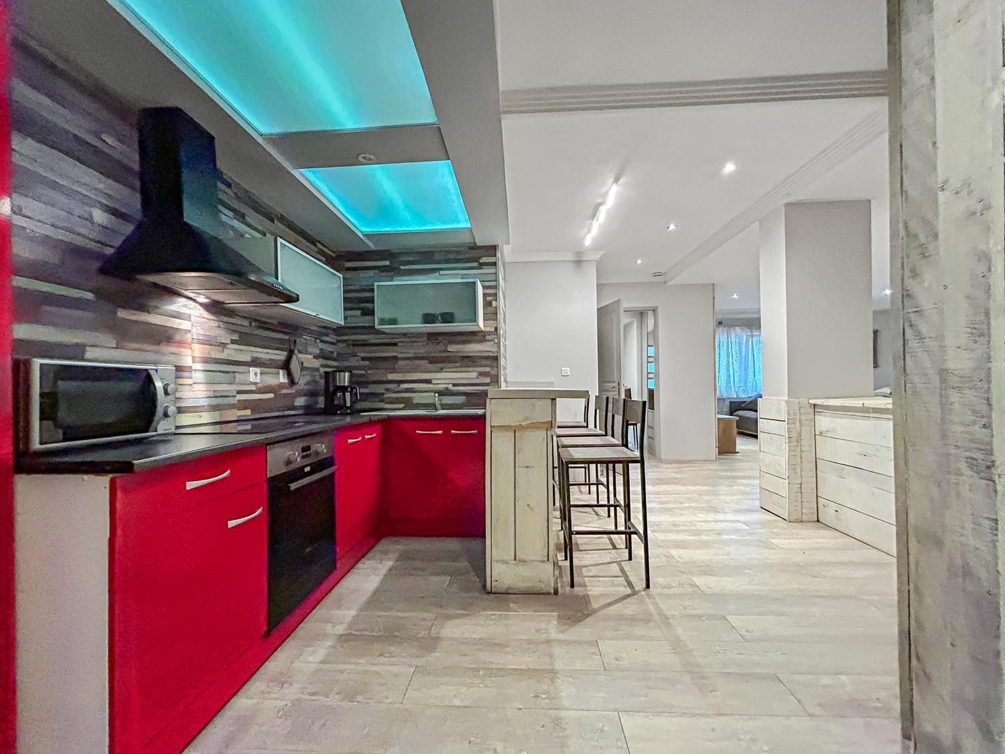 Appartement Grand Salon Cosy, Proche Centre & Garage 2p Dijon