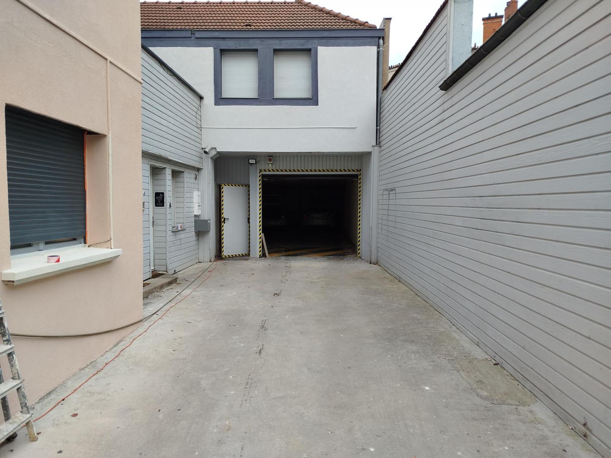 Appartement Grand Salon Cosy, Proche Centre & Garage 2p *
